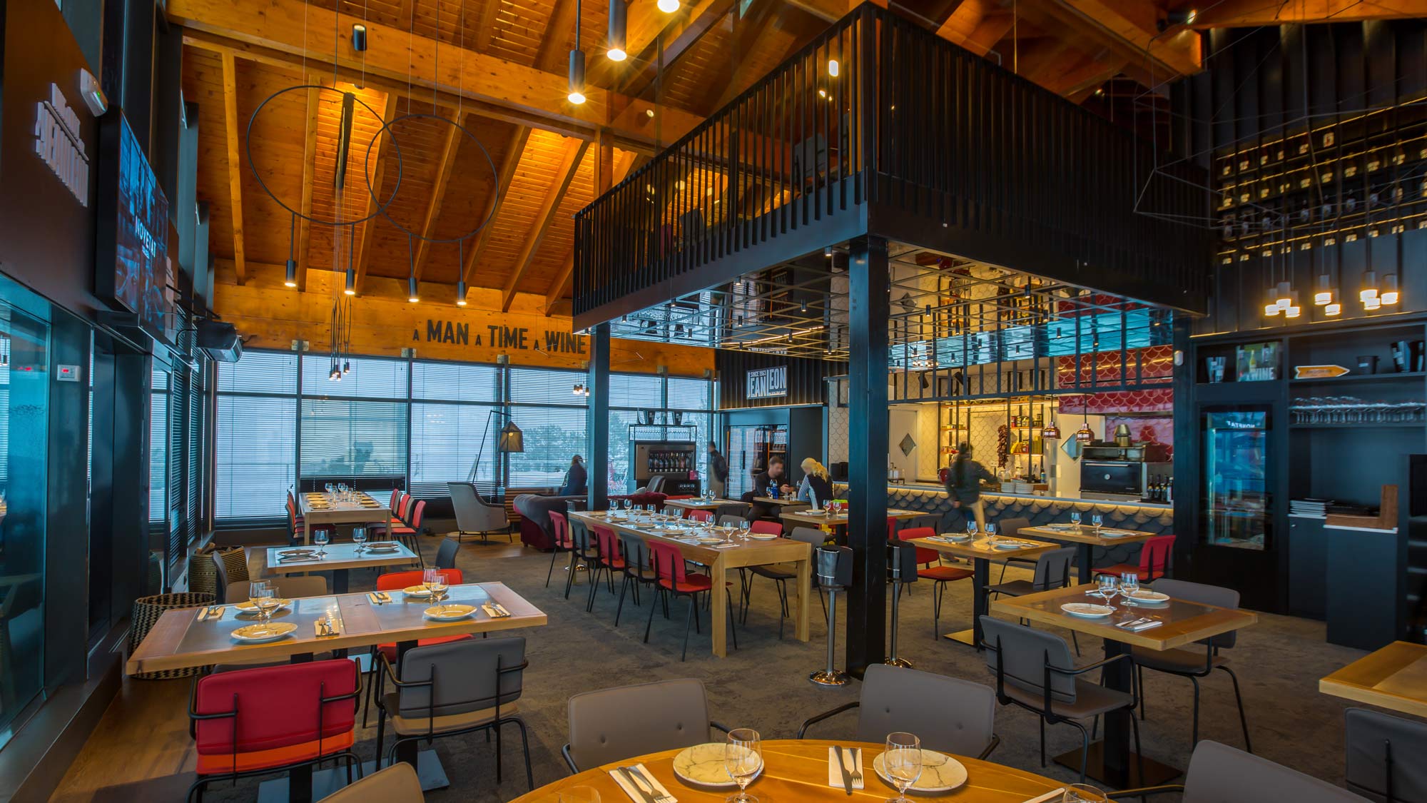 Perspectiva Restaurant Jean Leon Meat and Wine Bar Grandvalira, Andorra - Rosa Colet Design