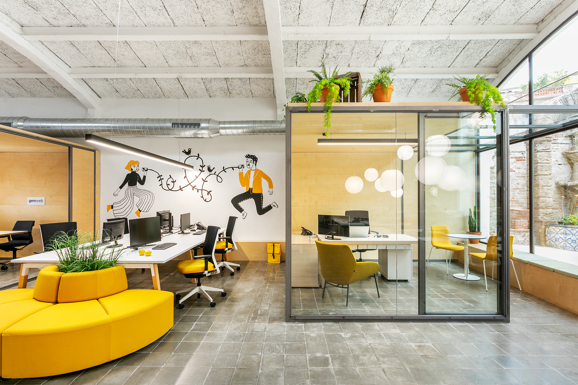 Oficinas en un loft de Barcelona by Rosa Colet Interior Design