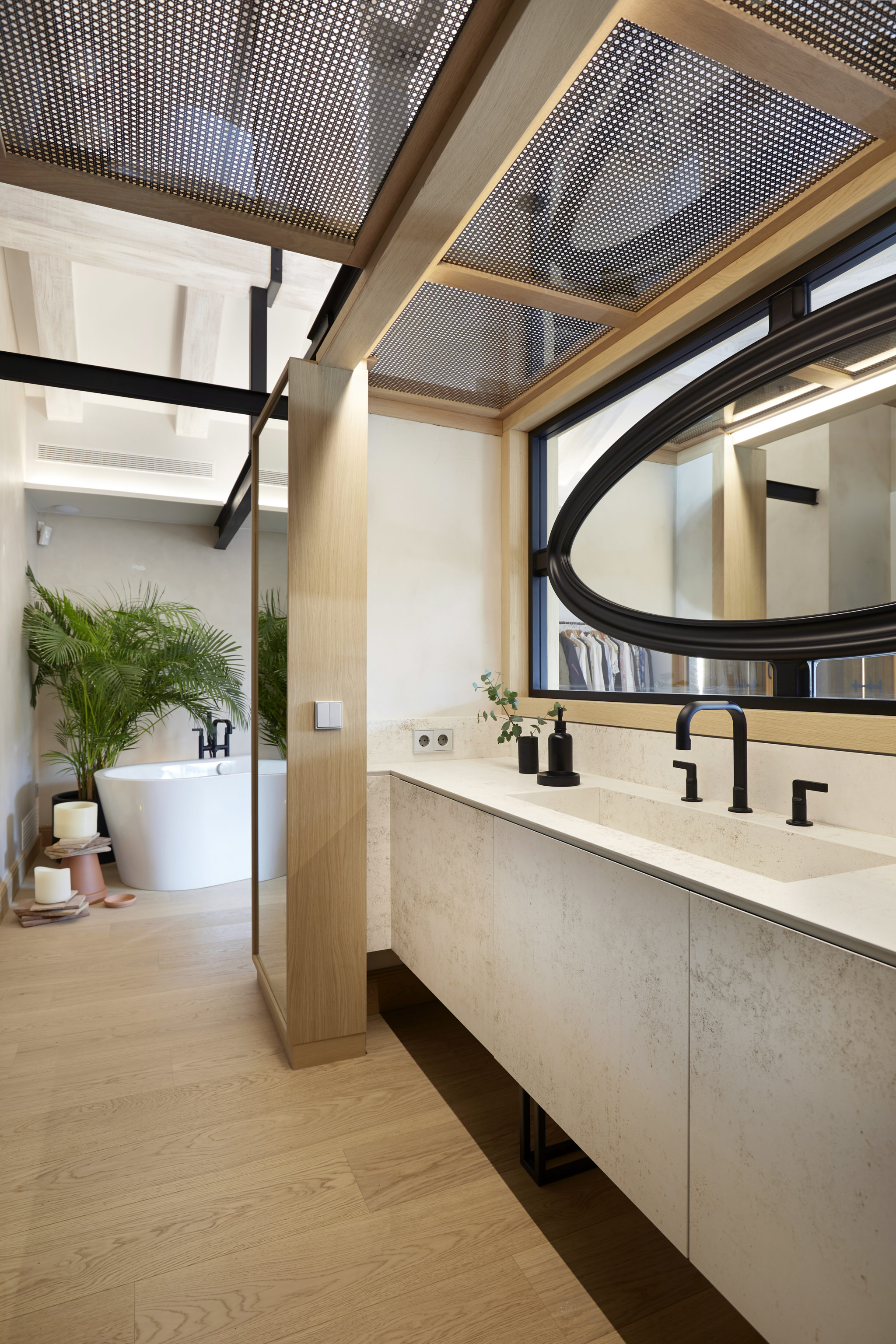 Baño in suite por Rosa Colet Interior Design